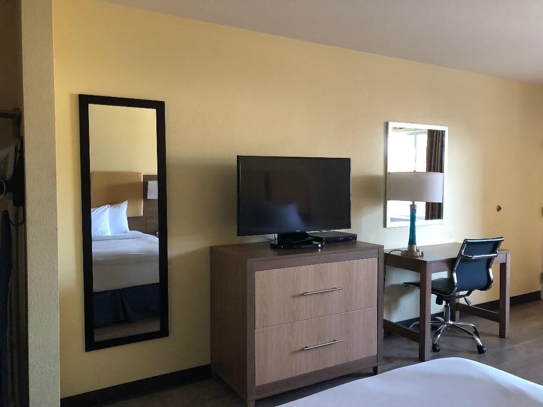 Days Inn By Wyndham Hayward Airport Dış mekan fotoğraf