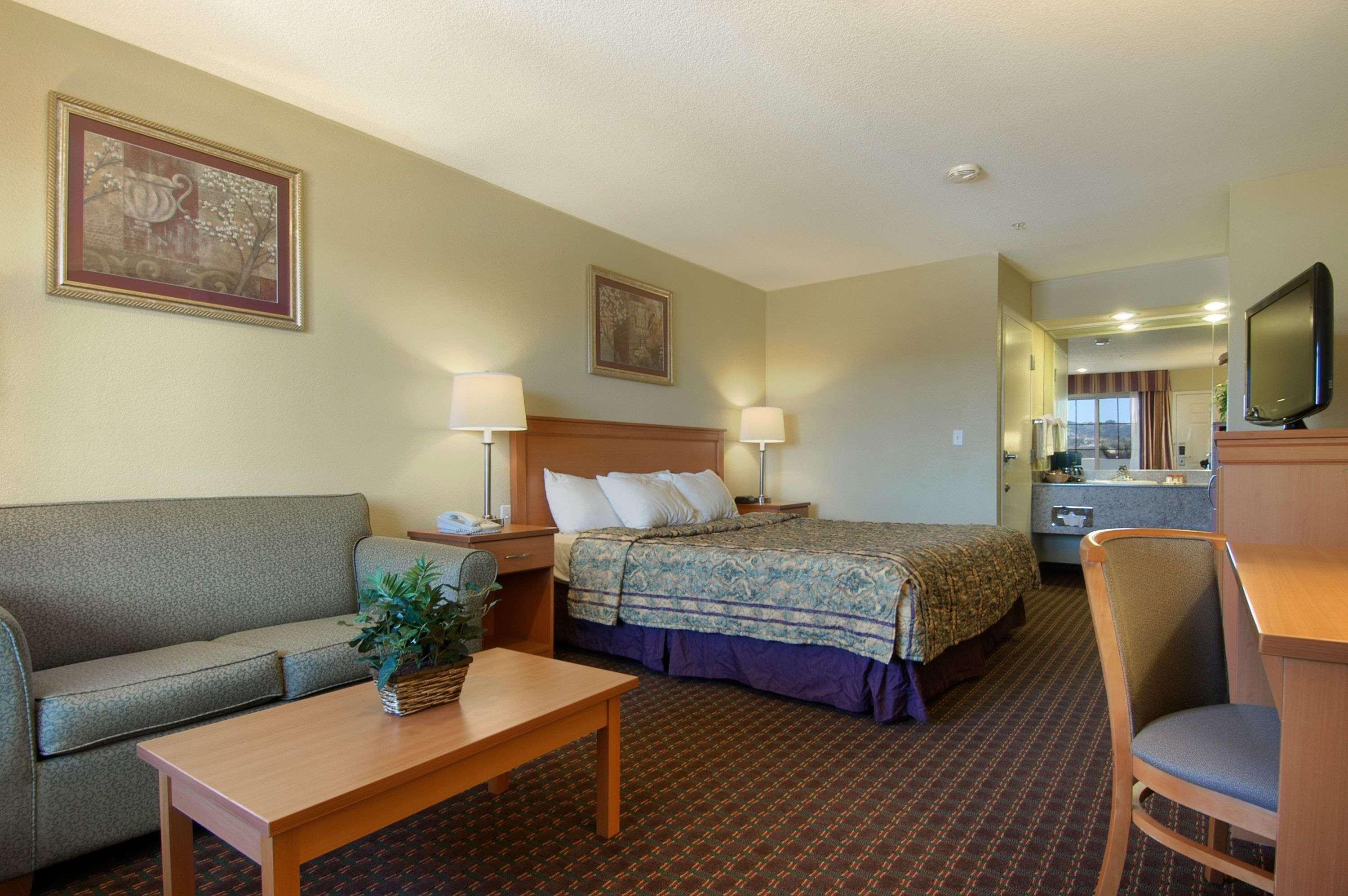 Days Inn By Wyndham Hayward Airport Oda fotoğraf